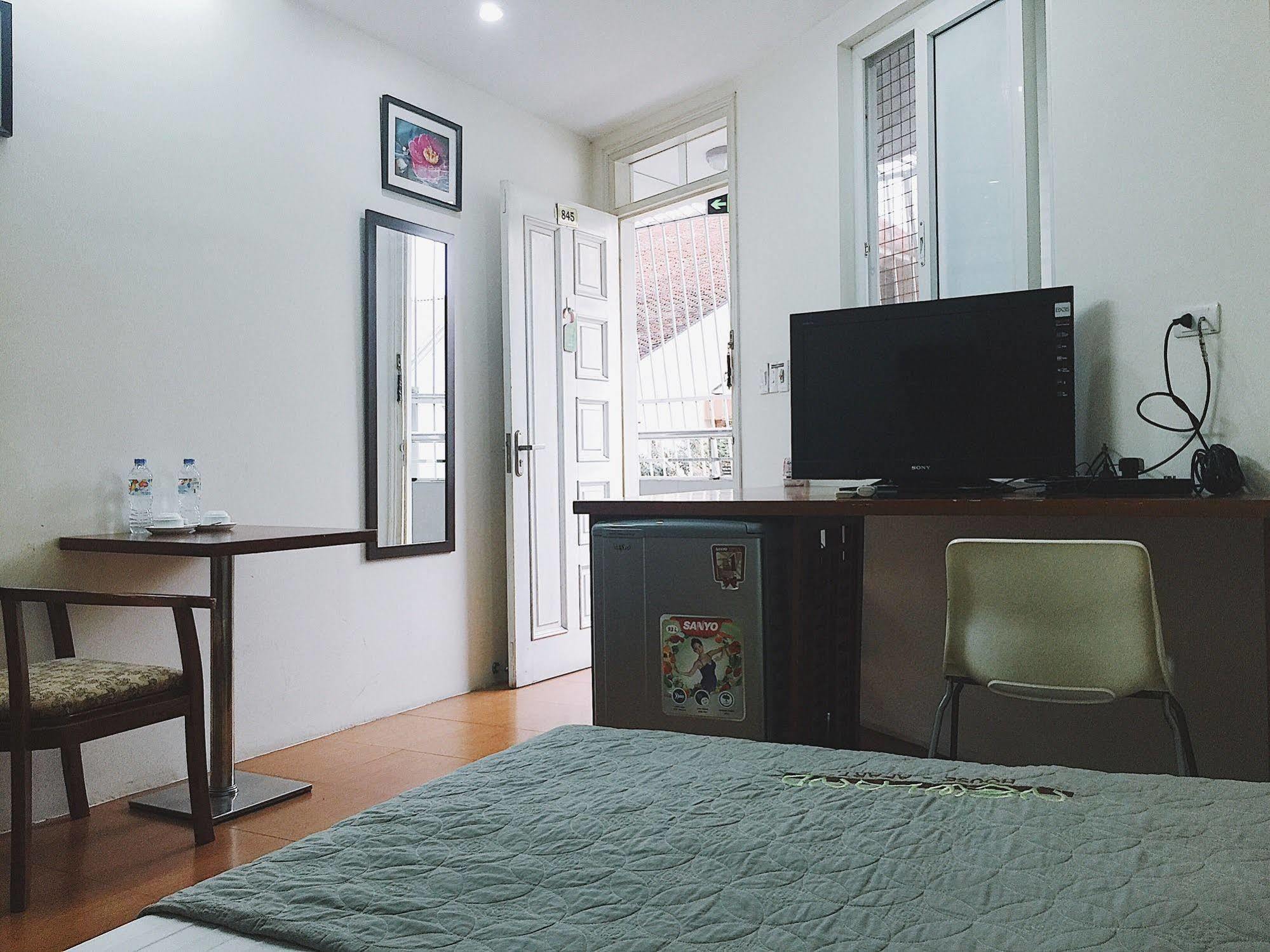 V-Studio Apartment 2 Hanoi Esterno foto